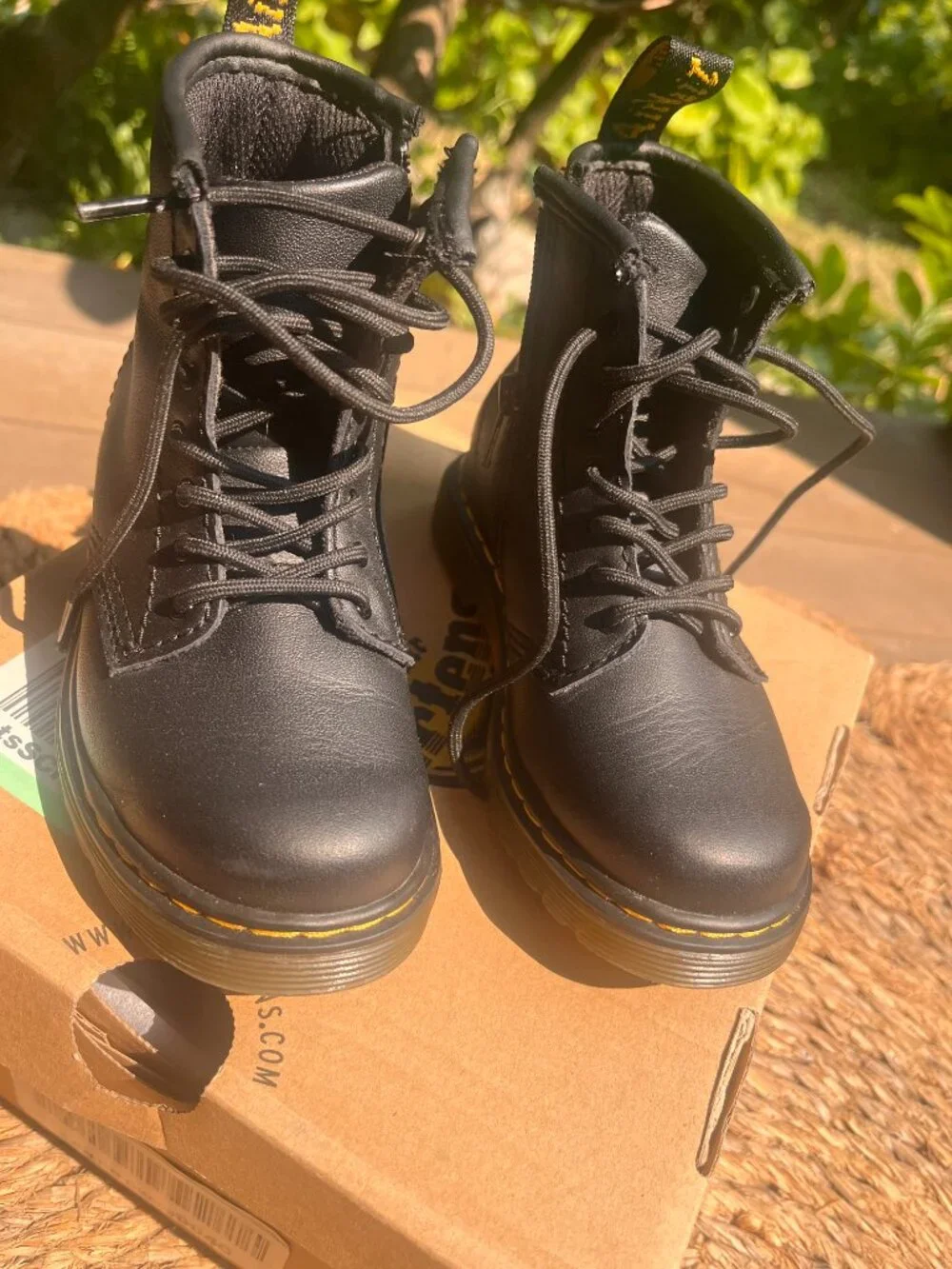 Dr. Martens Toddler Black Eight Eye Leather Boots Side Zip Size US 9